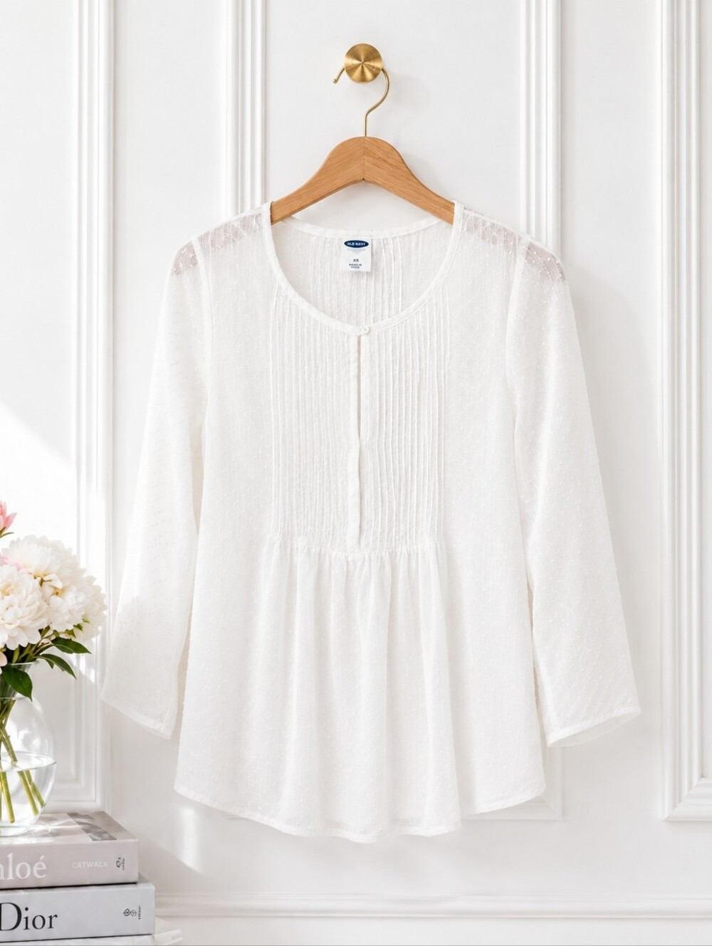 Old Navy White Sheer Swiss Dot Pintuck Peplum Blouse Top Size Medium - Picture 6 of 11